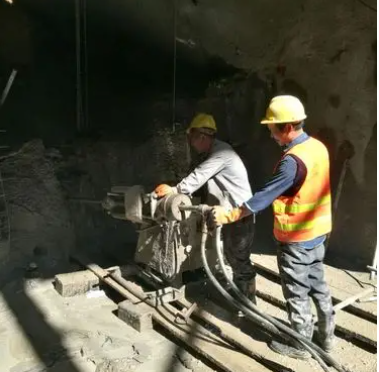 历城水下抗分散灌浆料特点 水下不分散注浆料介绍